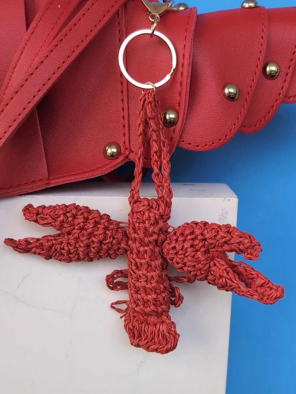 Red Lobster-Shaped Crossbody Bag with Tassel Charm Size 15+5+4